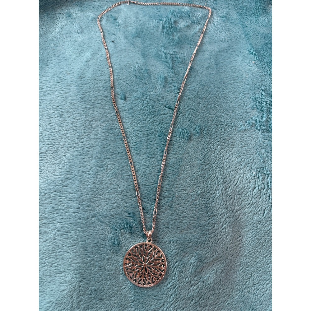 Monet Vintage Silver Tone‎ Openwork Mandala Snowflake Pendant Figaro Necklace